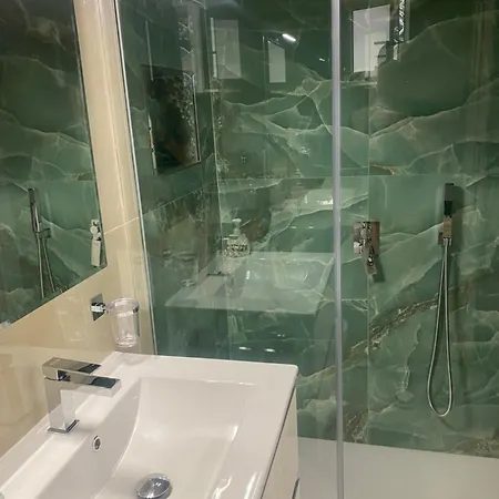 Casa Planzio * نابولي